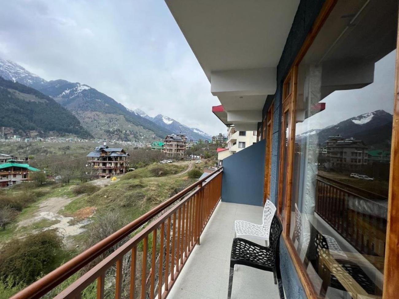 Hotel Sakura Palace 마날리 외부 사진